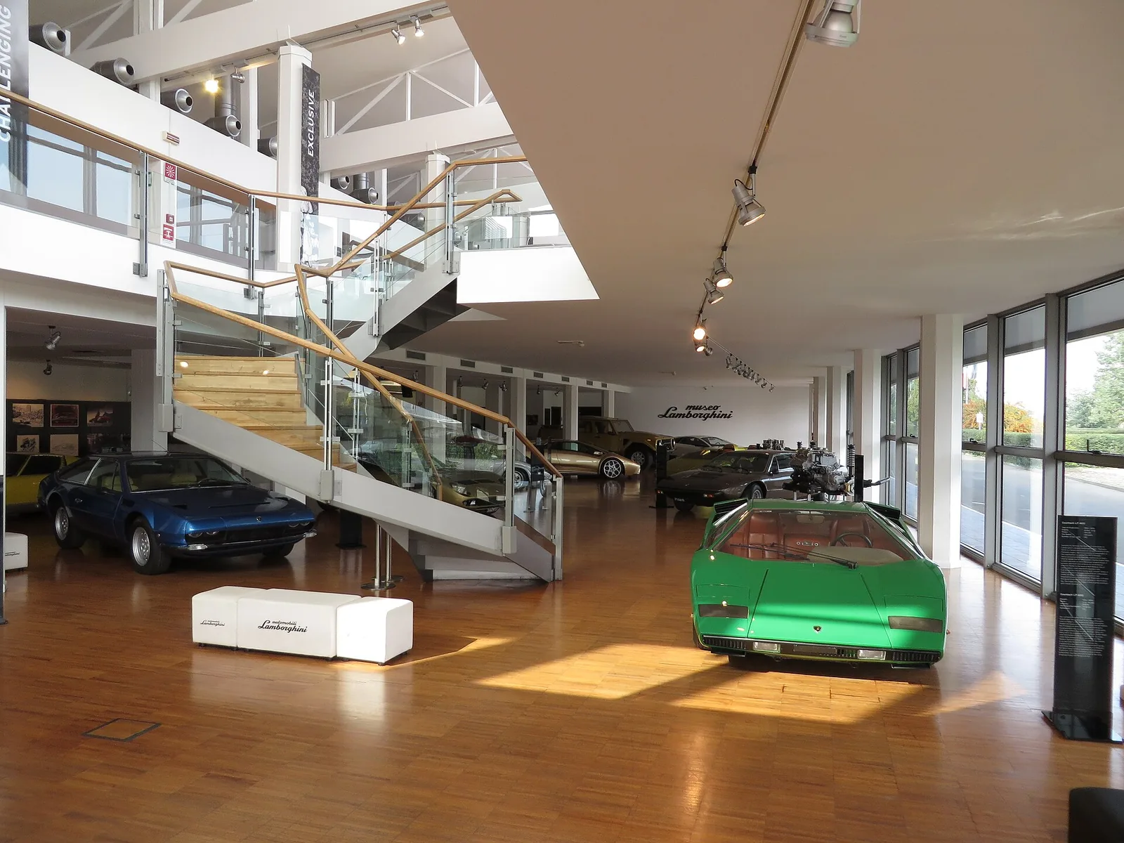 Sala espositiva del Museo Lamborghini a Sant'Agata Bolognese